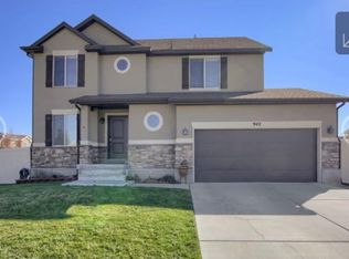 942 E Sam Cir, Clearfield, UT 84015