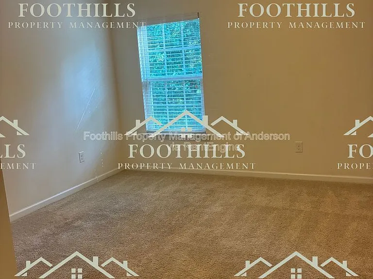 31 Ravencrest Dr — Photo 12