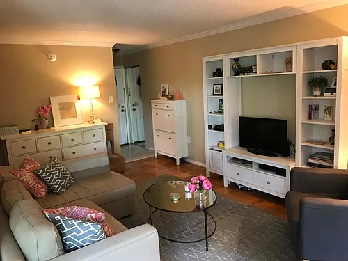 1816 New Hampshire Ave NW #405 Photo 1