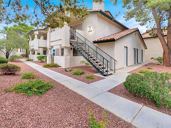 2nd image of 1325 Cinder Rock Dr Unit 201