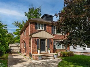 493-495 Saint Clair Ave, Grosse Pointe, MI 48230