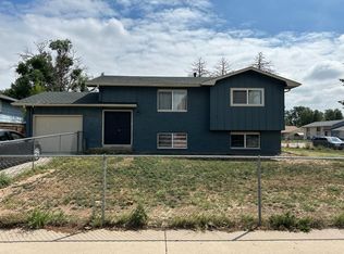 6885 Arctic Pl, Colorado Springs, CO 80911