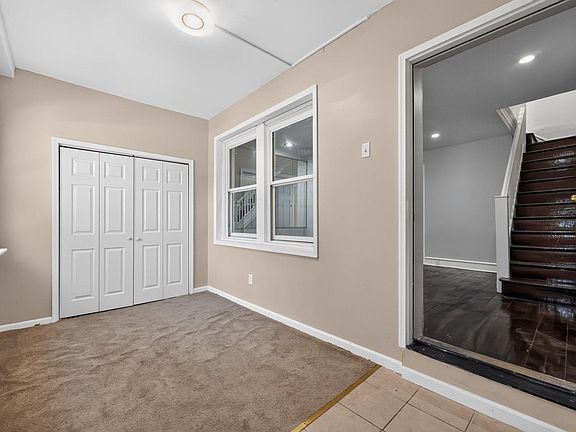 4th image of 2558 S 61st St