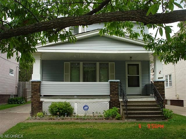 1st image of 3226 W 114th St