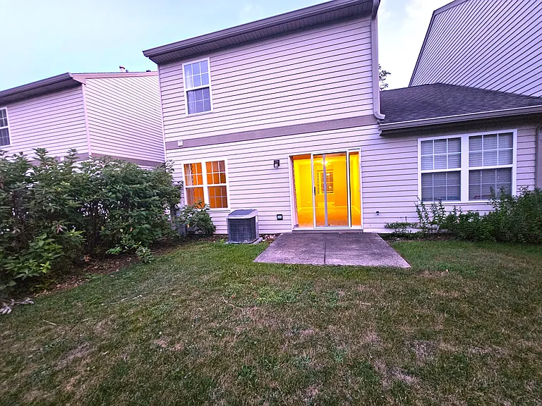 1225 N Village Dr — Photo 19