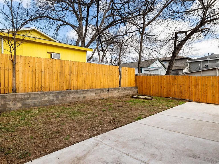 2308 Santa Maria St — Photo 26