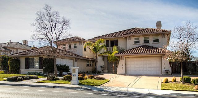1st image of 48029 Avalon Heights Ter