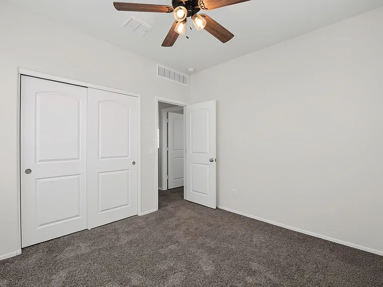 30915 W Amelia Ave — Photo 33