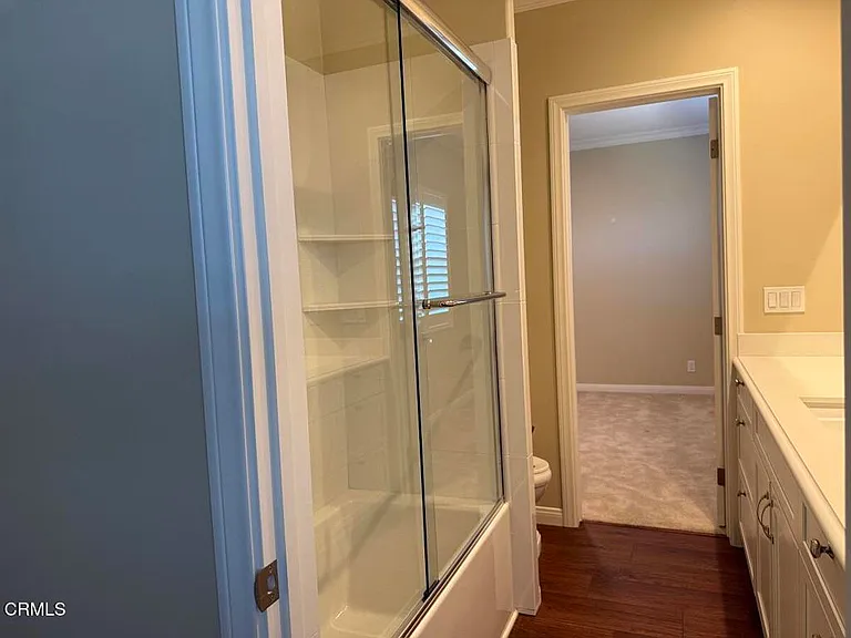 639 Skyview Ter — Photo 11