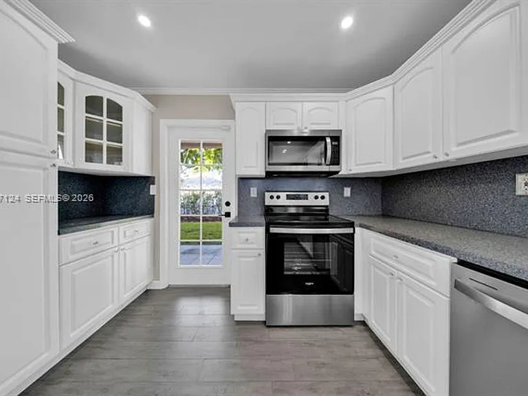 11351 SW 63rd Ter — Photo 24