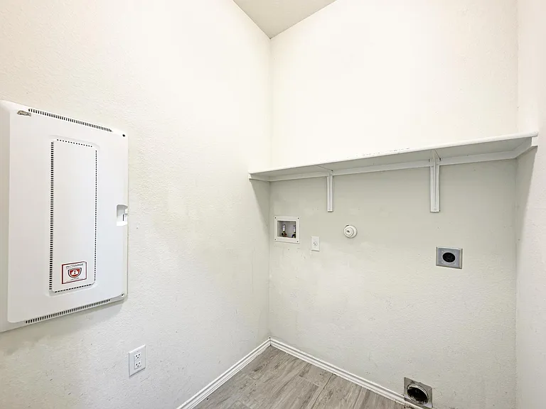 11809 Eragon Dr — Photo 28