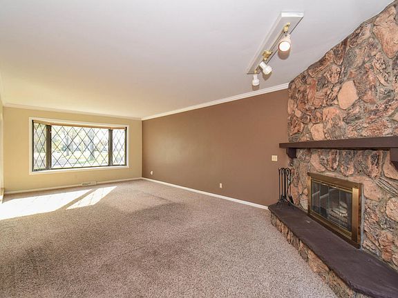 4th image of 8054 W Imperial Dr