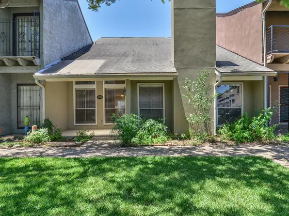 9406 Bassoon Dr, Houston, TX 77025