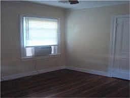 4th image of 816 17th Ave N