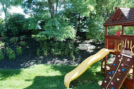 4th image of 412 Sudbury Cir