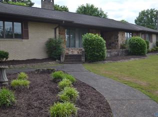 205 Collier Dr, Albertville, AL 35951