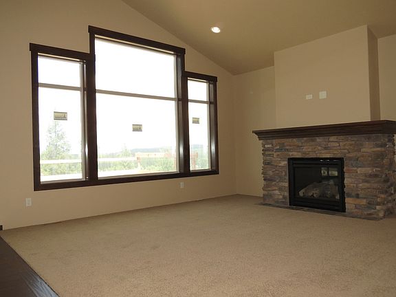 4th image of 4303 S Silver Creek Ln