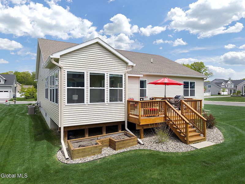 2nd image of 17 Timber Creek Drive