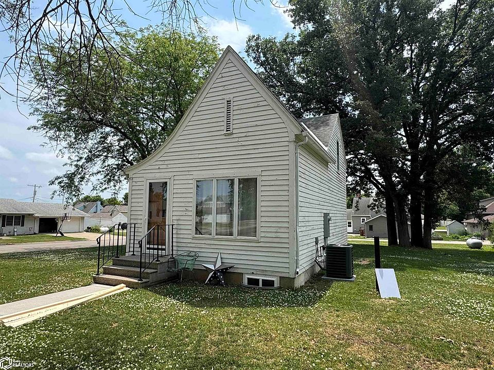 1st image of 102 4th St
