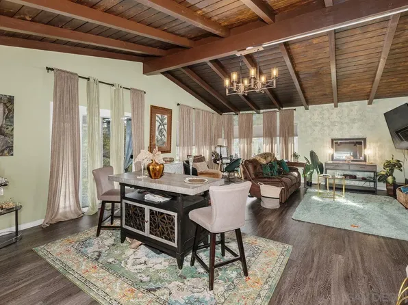 2521 Roseview Pl, San Diego, CA 92105
