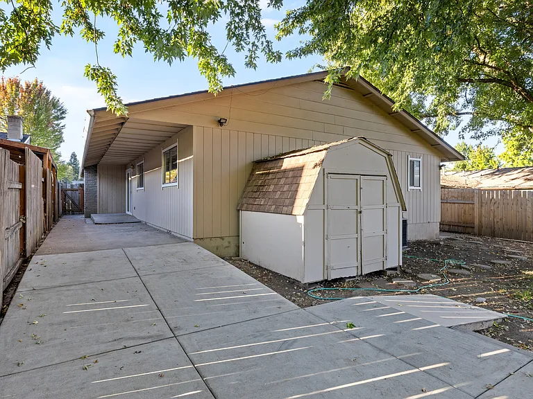 2077 Hill Way — Photo 19