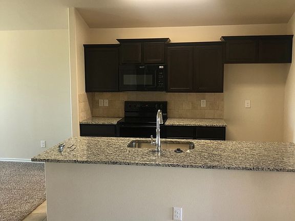 5th image of 14102 Avenue V