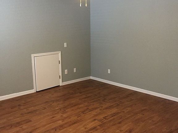 4th image of 1016 E Fort King St APT 103