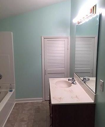 5th image of 1420 Pemiscot St