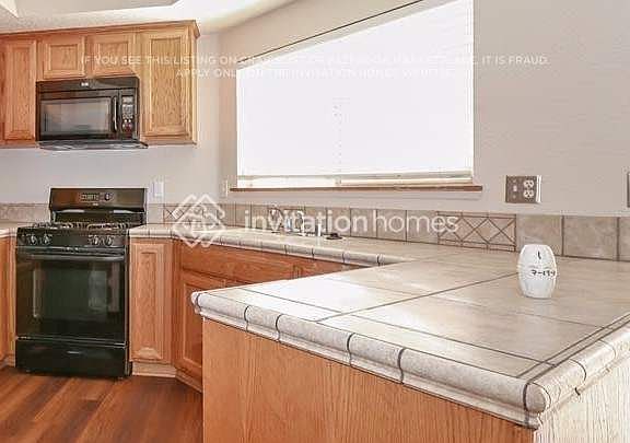 3rd image of 45301 Thornwood Ave