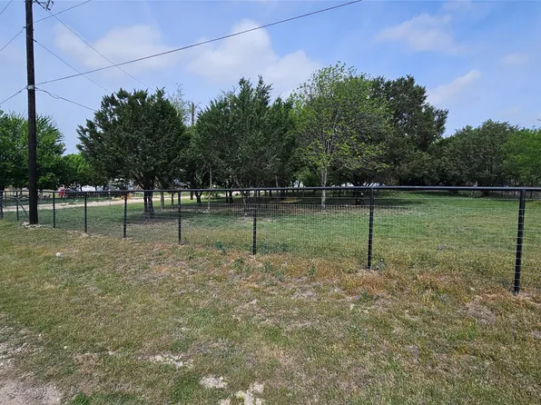 413 Lakeview Trl, Weatherford, TX 76087