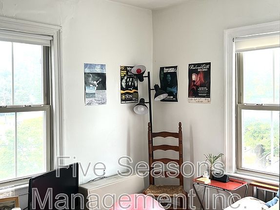 3rd image of 279 Saint Paul St #4