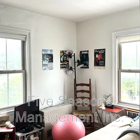 279 Saint Paul St #4 — Photo 3