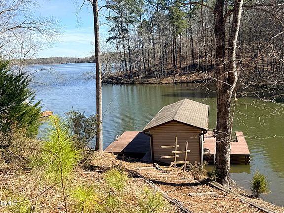 2nd image of 125 Pebble Dr