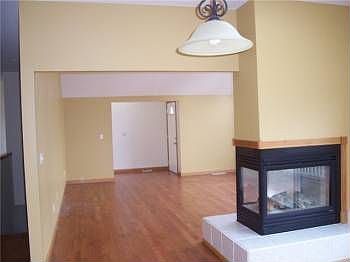 4th image of 6163 Oceanside Pl NE