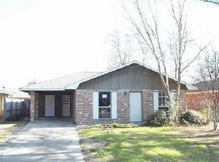 8729 Montclair St, Denham Springs, LA 70726