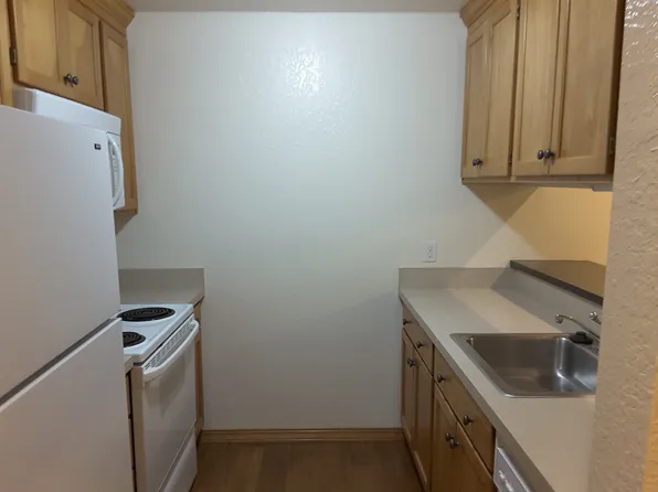 Pinehurst, 11500 Pinehurst Way NE #309, Seattle, WA 98125