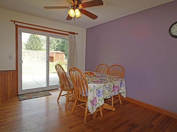 4th image of 568 W Columbus St