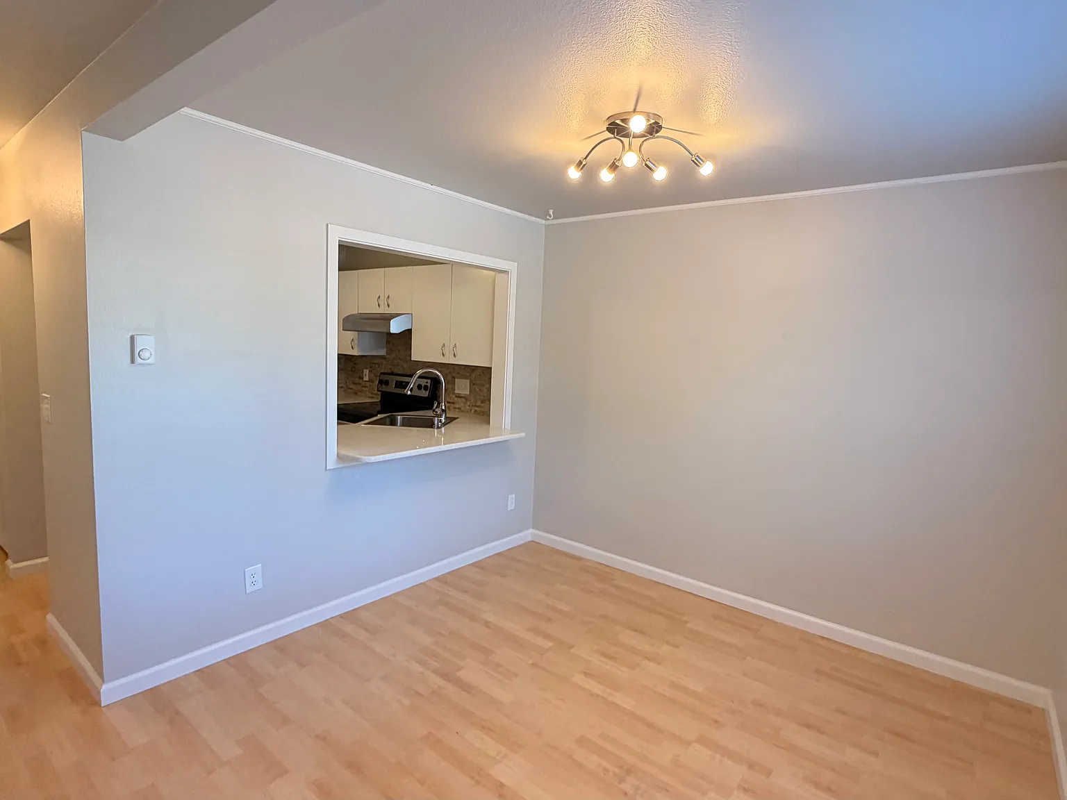 2 bed, 1.5 bath, 980 sqft, $2,150 — Photo 3
