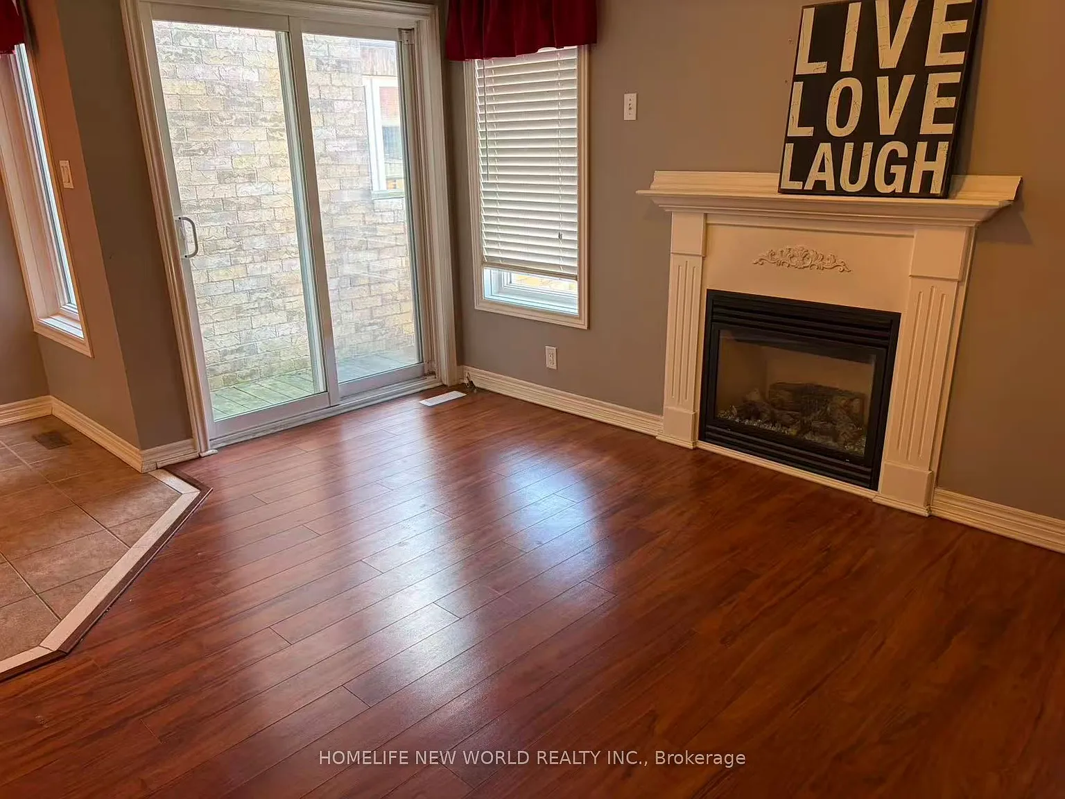3 bed, $2,950 — Photo 2