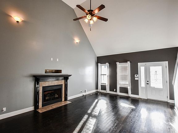 2nd image of 3733 Fox Hole Dr