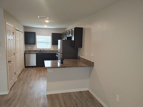 5th image of 9476 N Travis Dr #1