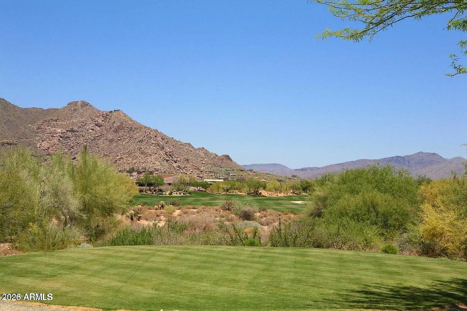 2 bed, 2.0 bath, 1974 sqft, $4,900 — Photo 1