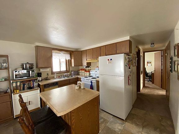 3rd image of 307-307A S Vine Ave