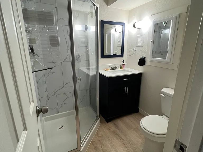 2815 Rigden Pkwy #4 — Photo 9