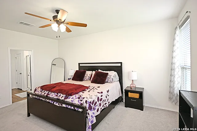 138 Buttercup Bnd — Photo 11