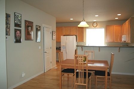 4th image of 14735 SW Redbud Way