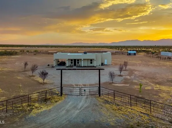 49102 N 530th Avenue, Aguila, AZ 85320