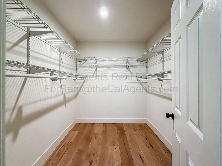 4207 Queen Anne Dr — Photo 14