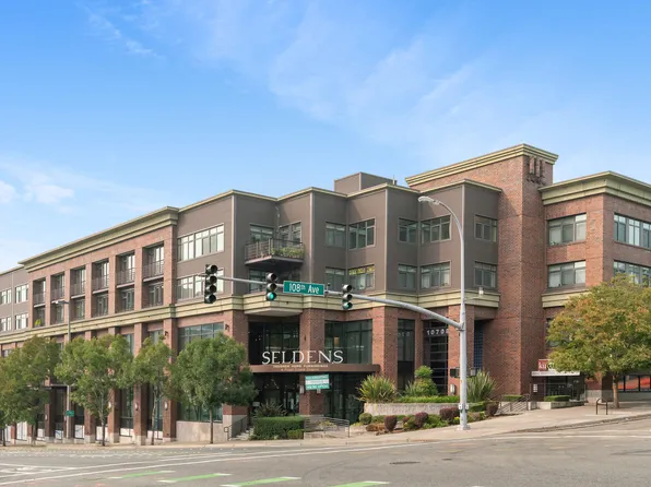 Masins on Main, 10708 Main St #14e7bb9de, Bellevue, WA 98004