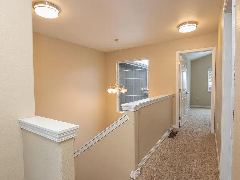 516 S Arthur St — Photo 19